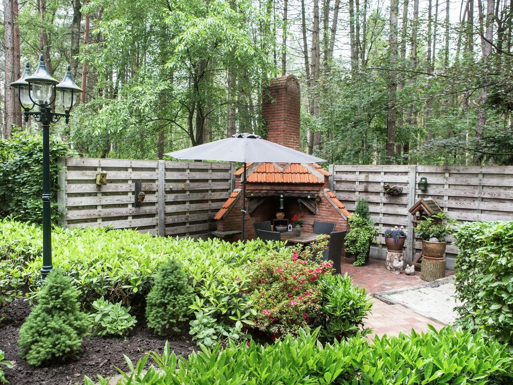 Luxurious Chalet In Oud Turnhout With Large Garden Villa Oud-Turnhout Exterior foto
