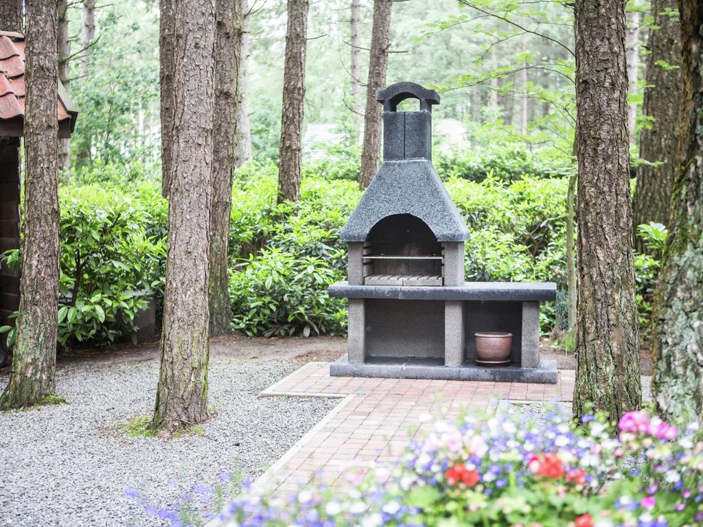 Luxurious Chalet In Oud Turnhout With Large Garden Villa Oud-Turnhout Exterior foto