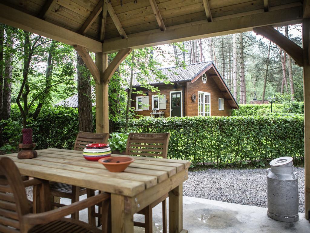 Luxurious Chalet In Oud Turnhout With Large Garden Villa Oud-Turnhout Exterior foto