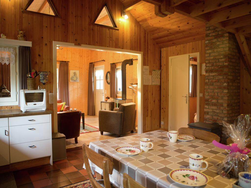 Luxurious Chalet In Oud Turnhout With Large Garden Villa Oud-Turnhout Exterior foto
