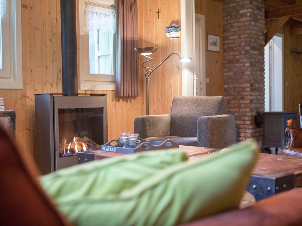 Luxurious Chalet In Oud Turnhout With Large Garden Villa Oud-Turnhout Exterior foto